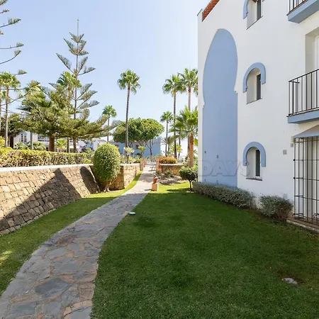 La Perla 1501 Apartment Casares