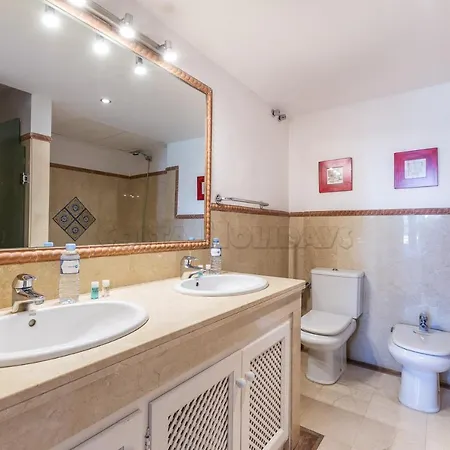 Apartment La Perla 1501 Casares