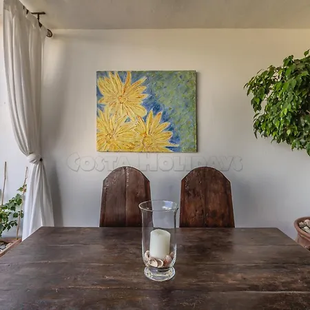 Apartment La Perla 1501 Casares