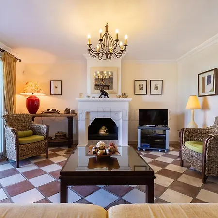 La Perla 1501 * Bahia de Casares